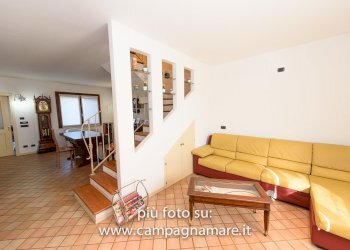 Foto 3 - Villa a Schiera via cristoforo colombo
 
12, Lagosanto - foto 3