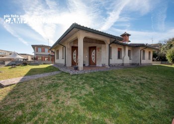 Foto 3 - Independent house via 2 febbraio
 
10/h, Riva del Po - photo 3