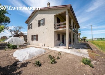 Foto 5 - Independent house via biverare
 
10/h, Mesola - photo 5