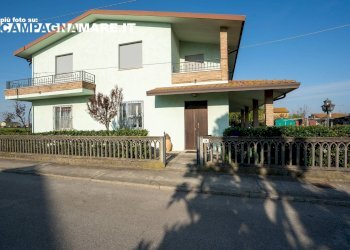 Foto 3 - Villa a Schiera via IV novembre
 
56, Codigoro - foto 3