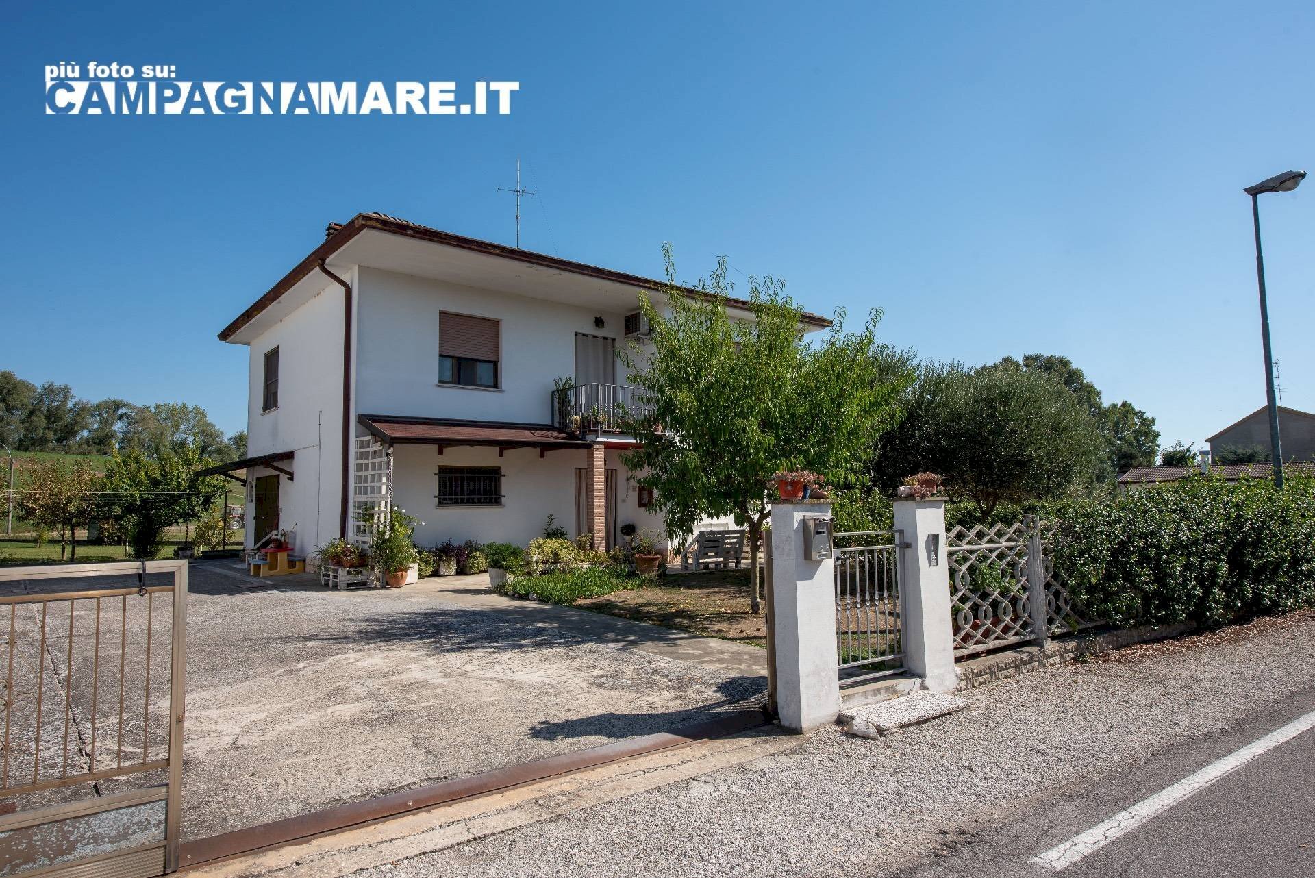 Foto 1 - Independent house via vicolo Po
 
10/h, Riva del Po - photo 1