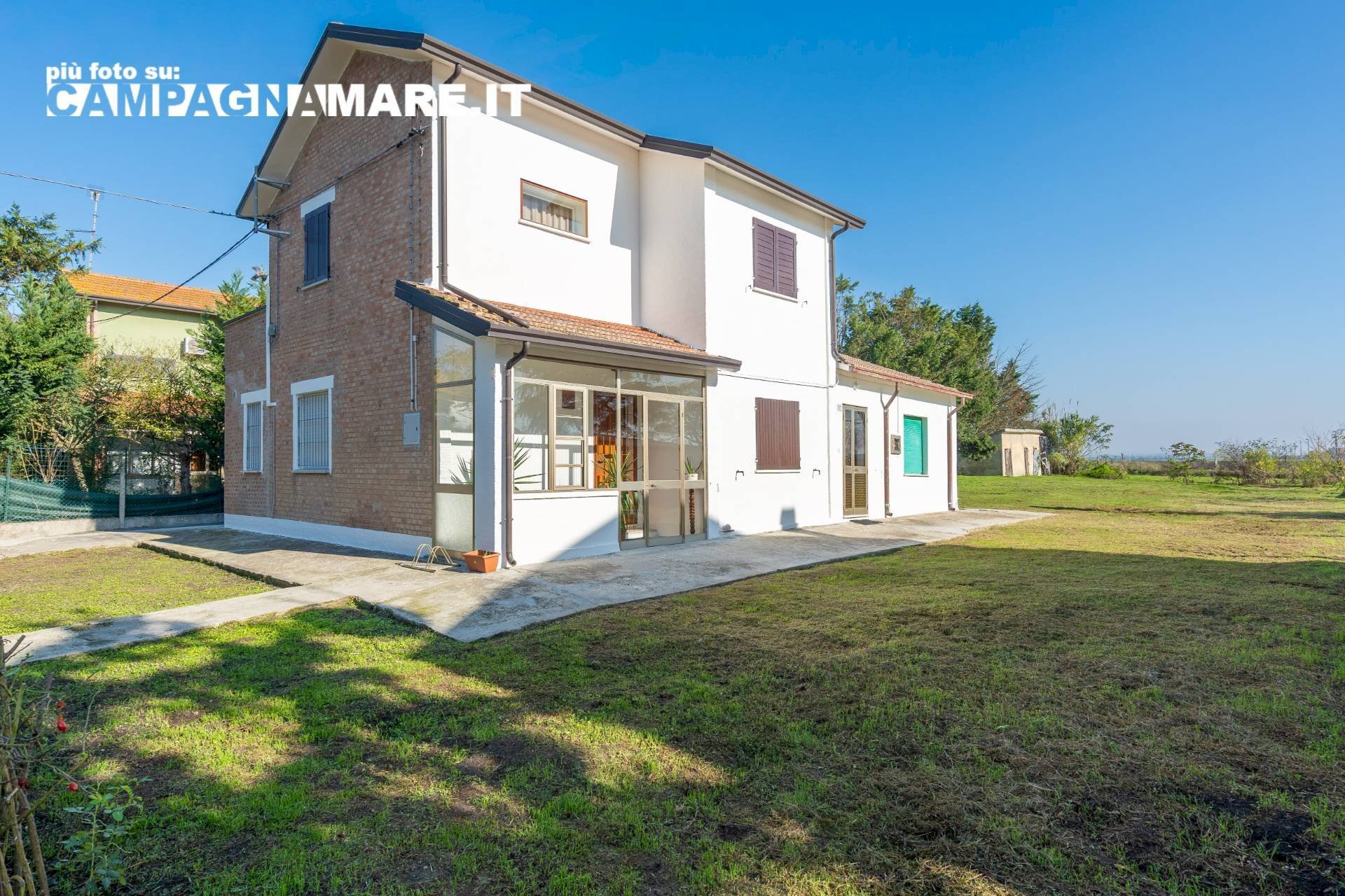 Foto 1 - Casa indipendente Piazza unità
 
10/h, Jolanda di Savoia - foto 1