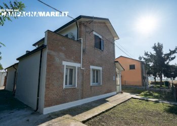 Foto 6 - Casa indipendente Piazza unità
 
10/h, Jolanda di Savoia - foto 6