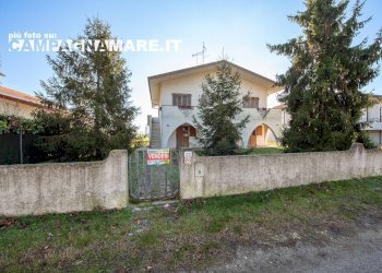 Foto 3 - Independent house via Trattati di Roma
 
10/h, Lagosanto - photo 3