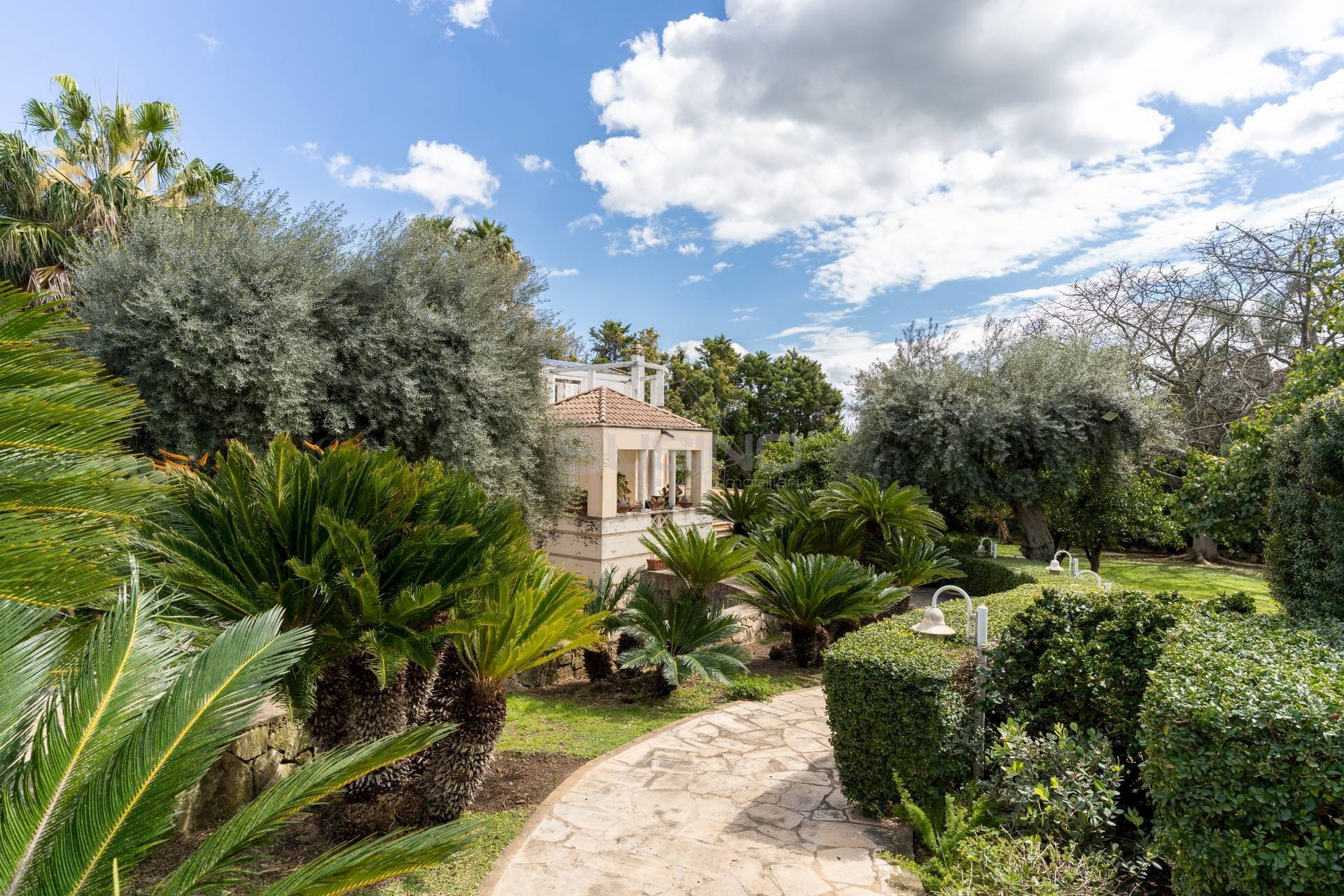 Foto 1 - Villa VIA NESTORE
 
3, Siracusa - foto 1