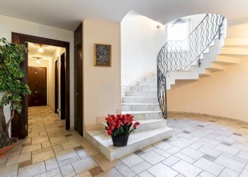Foto 3 - Villa VIA NESTORE
 
3, Siracusa - foto 3