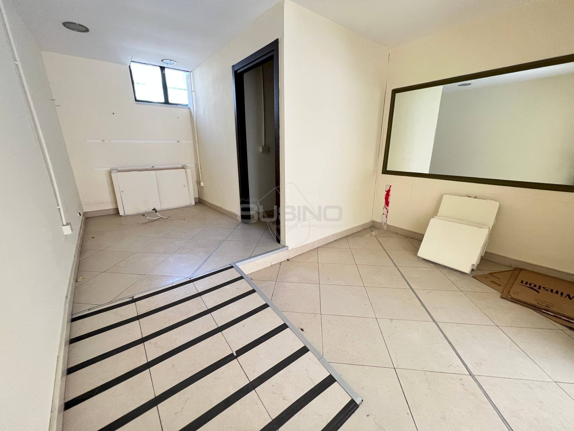 Foto 2 - Locale Commerciale PIAZZA ADDA, Siracusa - foto 2