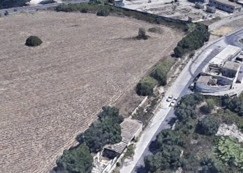 Foto 1 - Capannone VIA NECROPOLI DEL FUSCO
 
12, Siracusa - foto 1