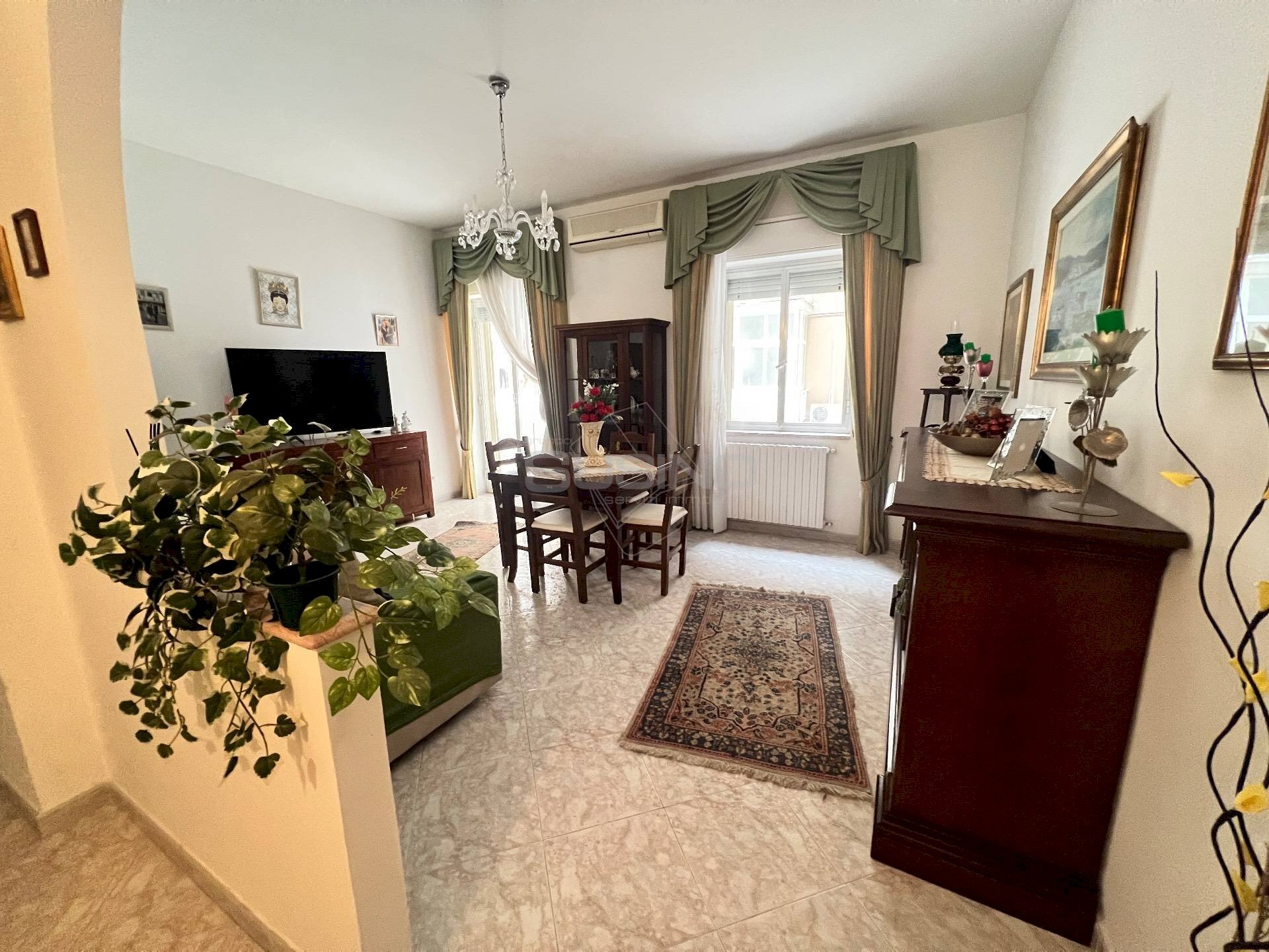 Foto 1 - Quadrilocale VIA ALGERI
 
17, Siracusa - foto 1