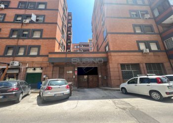 Foto 1 - Box PIAZZA ADDA, Siracusa - foto 1