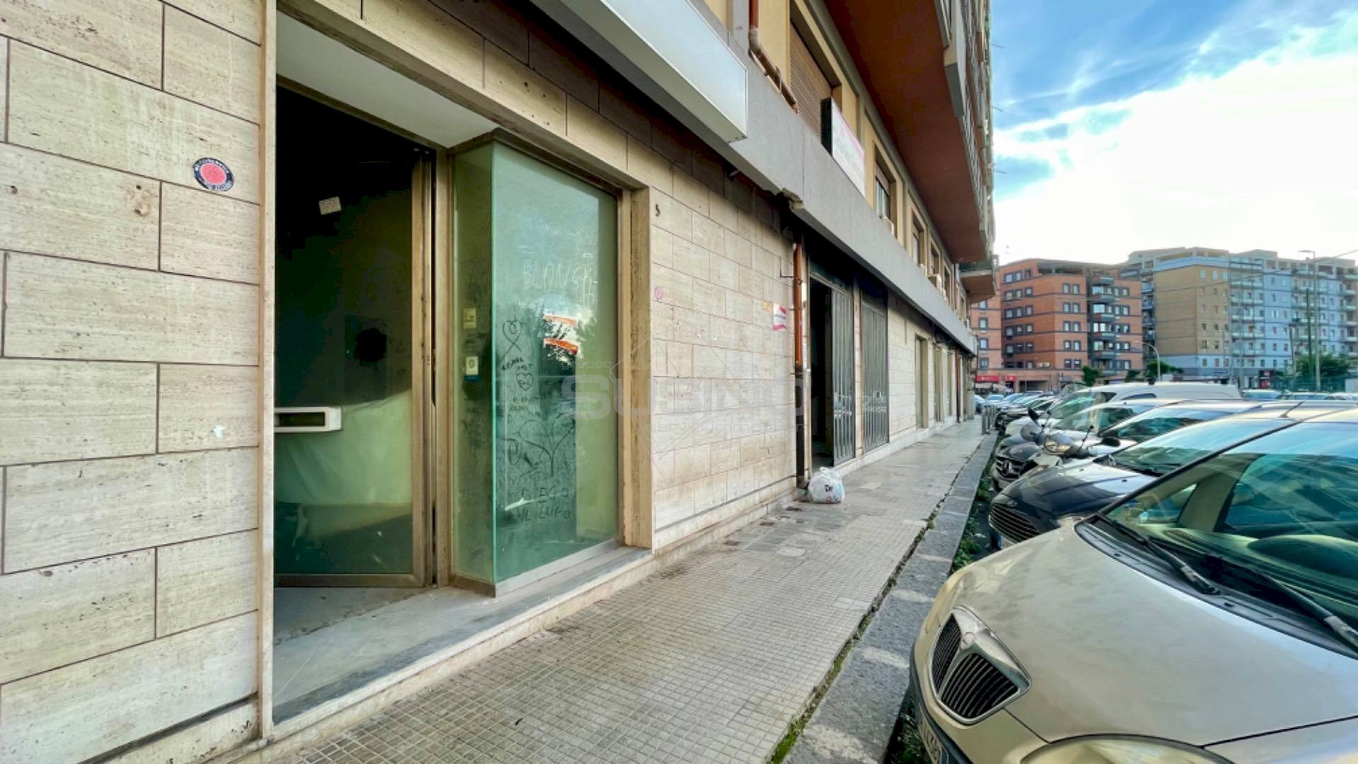 Foto 1 - Commercial Premises VIA TAGLIAMENTO
 
9, Siracusa - photo 1