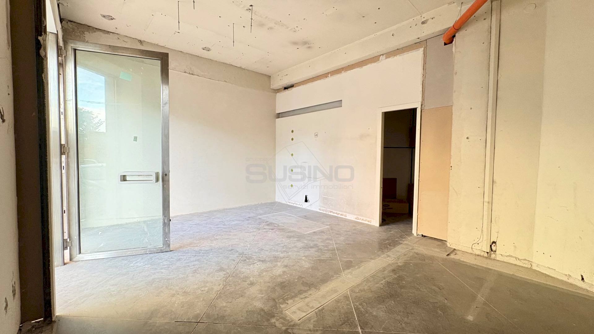 Foto 3 - Commercial Premises VIA TAGLIAMENTO
 
9, Siracusa - photo 3