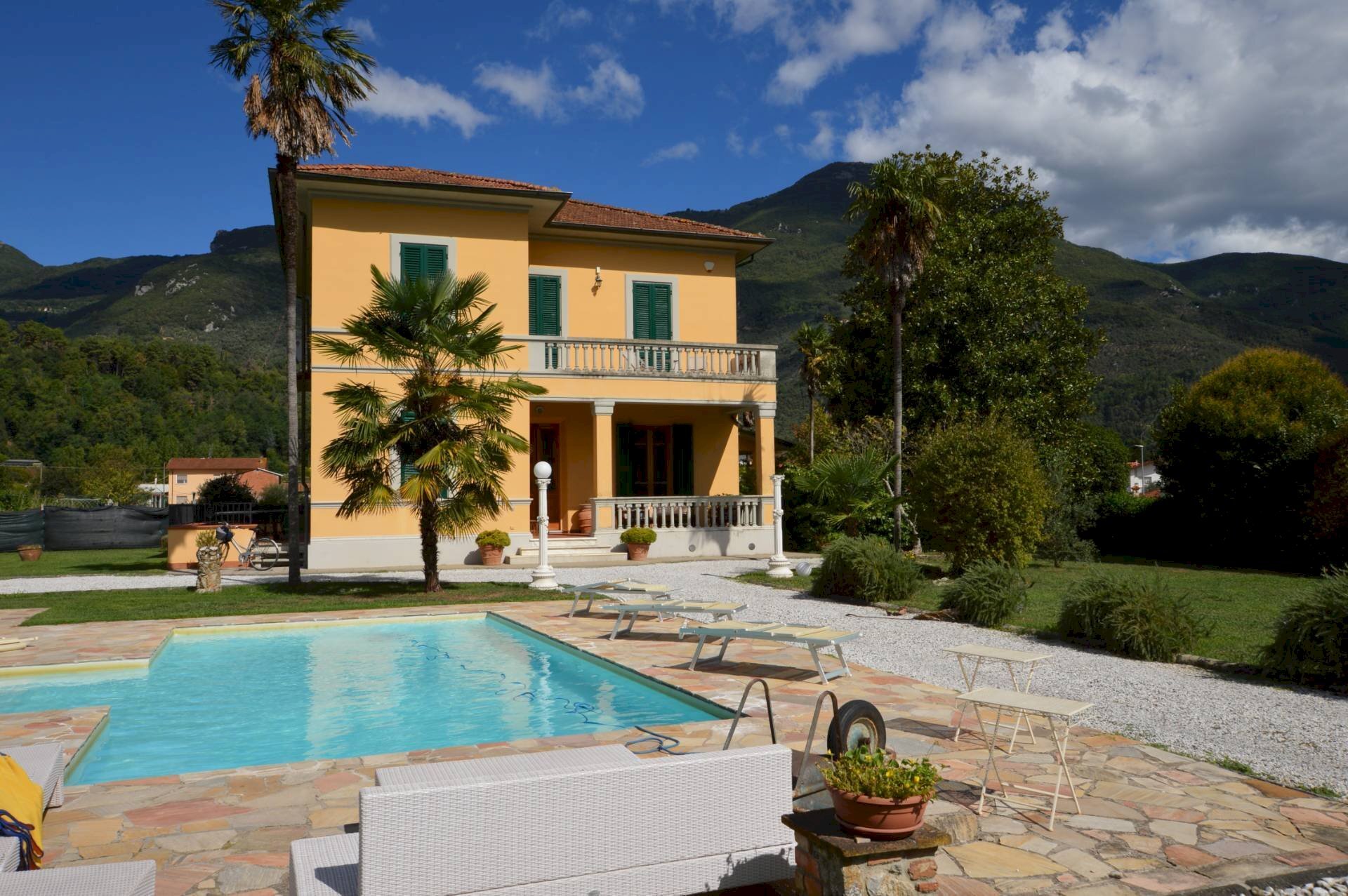 Foto 1 - Villa via della verdina
 
110, Camaiore - photo 1