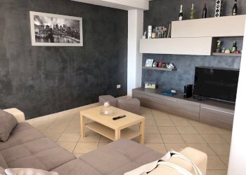 Foto 1 - Appartamento VIA RIVOLTA
 
1, Roccasecca - foto 1