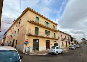 Foto 1 - Appartamento Piazza San Tommaso di Aquino
 
2, Aquino - foto 1