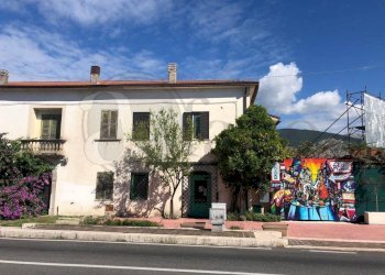 Foto 1 - Attività Commerciale Via Casilina, Roccasecca - foto 1