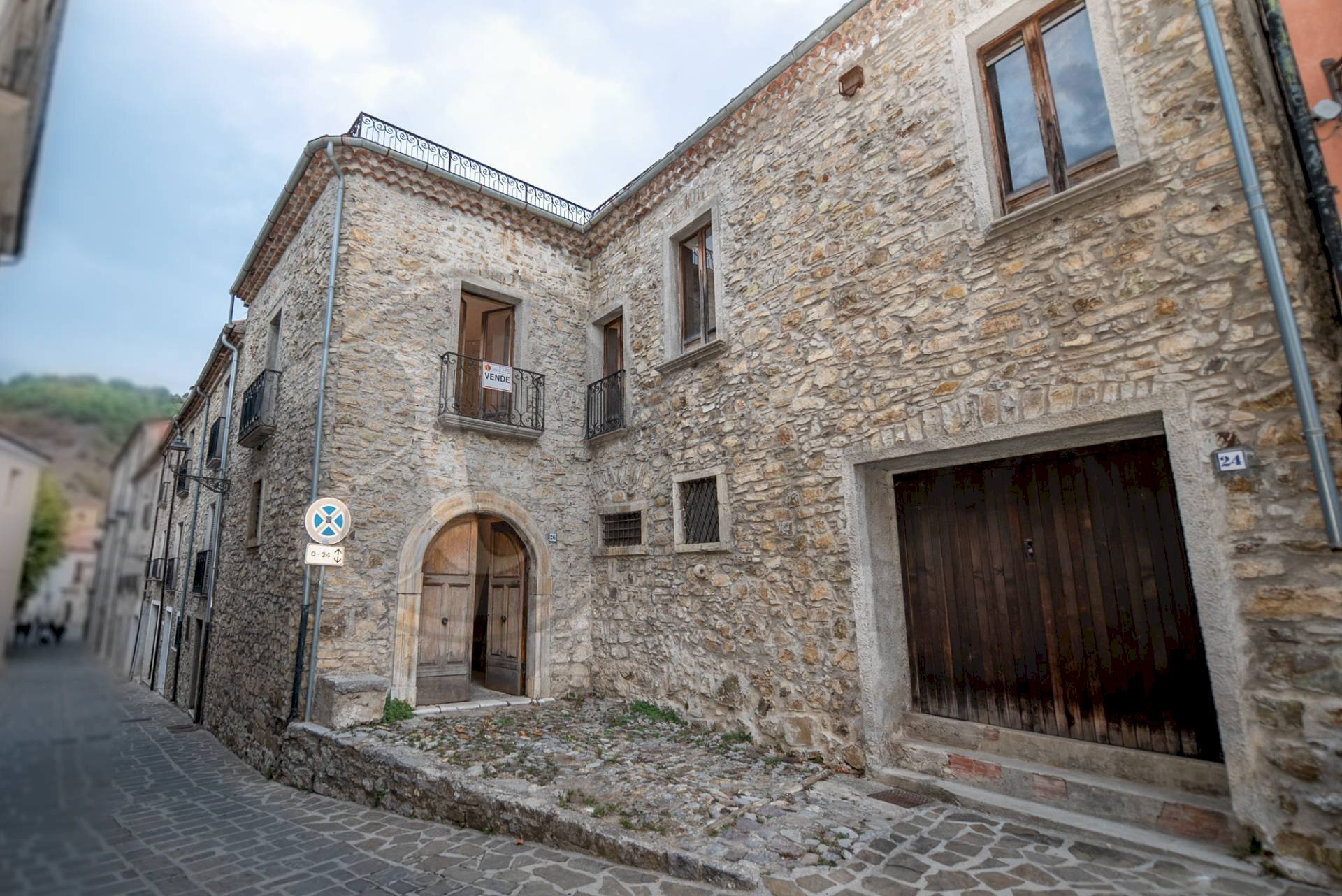 Foto 1 - Rustico Via Roma
 
26, Sasso di Castalda - foto 1