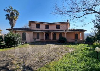 Foto 1 - Villa Via Porrino
 
snc, Monte San Giovanni Campano - foto 1