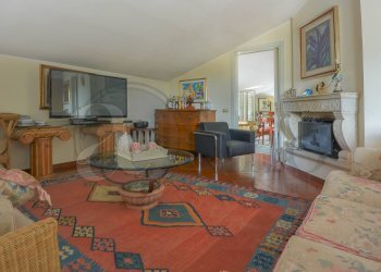 Foto 10 - Stabile - Palazzo Via Casilina Sud
 
173, Castrocielo - foto 10