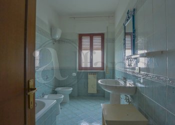 Foto 41 - Stabile - Palazzo Via Casilina Sud
 
173, Castrocielo - foto 41