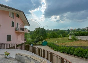 Foto 71 - Villa Via Pozzarolo
 
3, Strangolagalli - photo 71