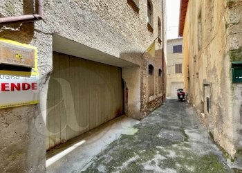Foto 5 - Stabile - Palazzo Via Diego de Lucis
 
6, Arpino - foto 5