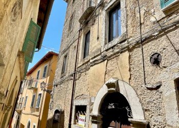 Foto 12 - Stabile - Palazzo Via Diego de Lucis
 
6, Arpino - foto 12