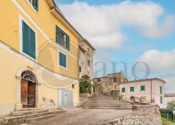 Foto 1 - Rustico Via Manfredi
 
46, Arce - foto 1