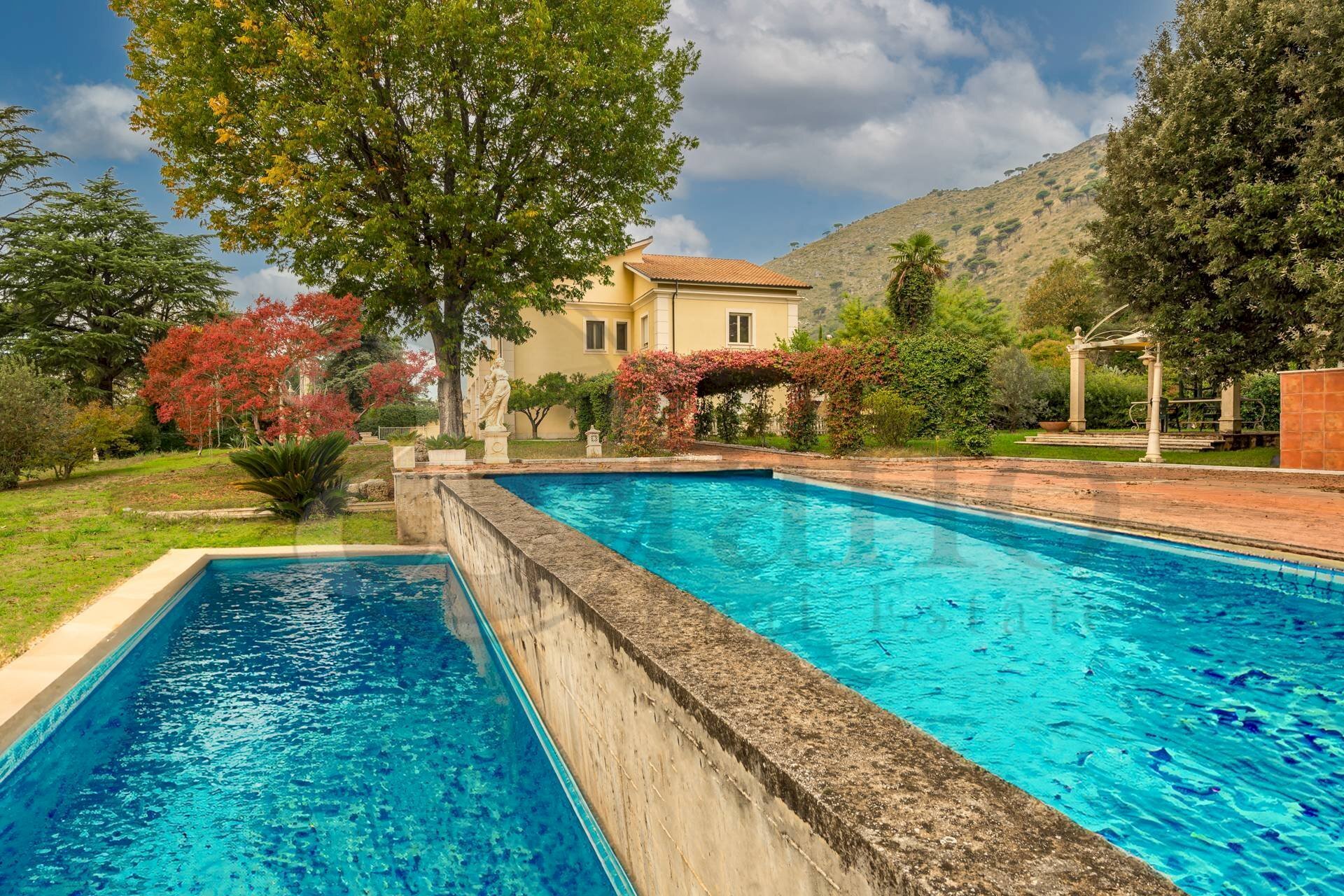 Foto 1 - Villa Via Casilina
 
17, Cassino - foto 1