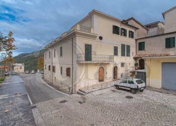 Foto 1 - Rustic Via Umberto I, Pescosolido - photo 1