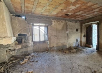 Foto 7 - Rustico Via Corradino
 
6 - 8 - 10, Arce - foto 7