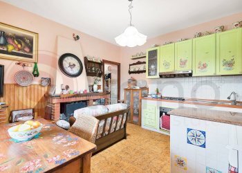 Foto 13 - Casa indipendente Via Chiaia
 
23, Sant'Ambrogio sul Garigliano - foto 13