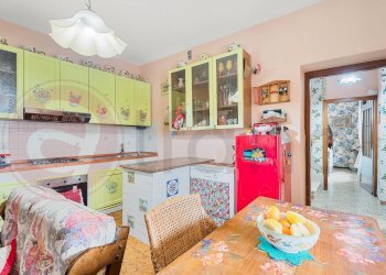 Foto 16 - Casa indipendente Via Chiaia
 
23, Sant'Ambrogio sul Garigliano - foto 16