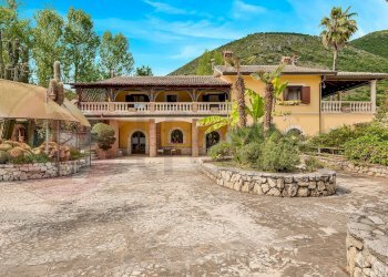 Foto 1 - Hotel Via Capodacqua
 
77, Castrocielo - foto 1