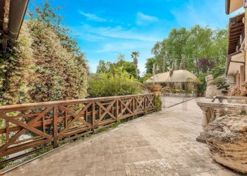 Foto 39 - Hotel Via Capodacqua
 
77, Castrocielo - foto 39