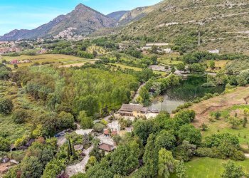 Foto 68 - Hotel Via Capodacqua
 
77, Castrocielo - foto 68