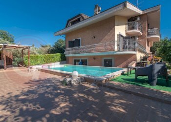 Foto 1 - Villa Via Fosso Di Colandrea
 
snc, Priverno - photo 1