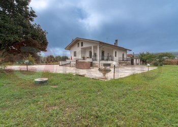 Foto 1 - Villa Contrada Melfi di Sotto
 
snc, Pontecorvo - foto 1