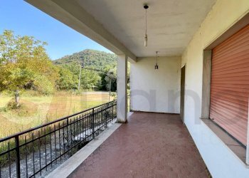 Foto 2 - Casa indipendente Via Valle
 
143, Arce - foto 2