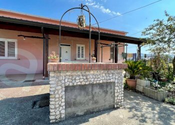 Foto 4 - Casa semi indipendente Via Guglielmo Marconi
 
23, Aquino - foto 4