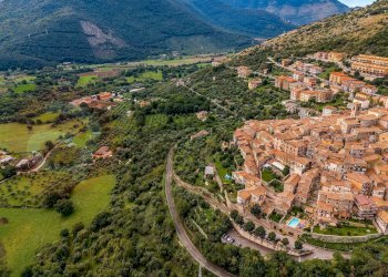 Foto 10 - Stable - Palace Via Roma
 
38, Prossedi - photo 10