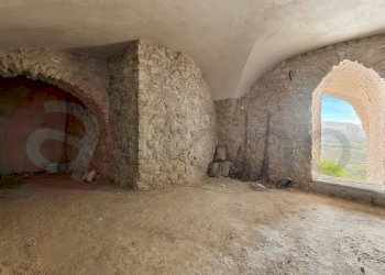 Foto 38 - Stable - Palace Via Roma
 
38, Prossedi - photo 38