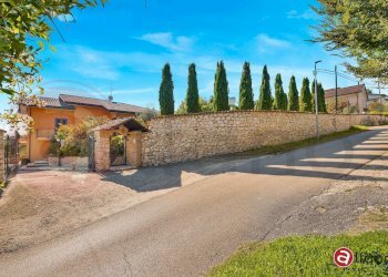 Foto 4 - Semi-detached house Via Angotti
 
6, Arnara - photo 4