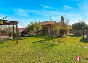 Foto 10 - Semi-detached house Via Angotti
 
6, Arnara - photo 10