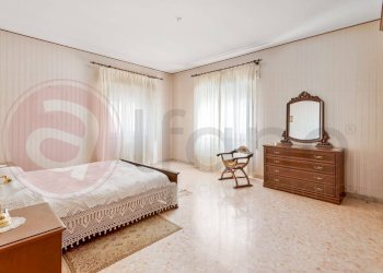 Foto 20 - Stabile - Palazzo Via IV Novembre
 
76, Sant'Elia Fiumerapido - foto 20