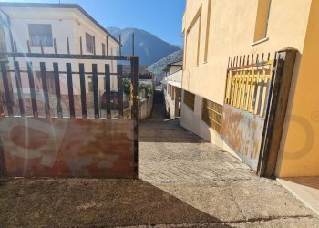 Foto 4 - Box Via Lione
 
snc, Atina - foto 4