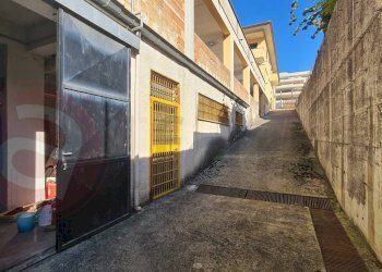 Foto 8 - Box Via Lione
 
snc, Atina - foto 8