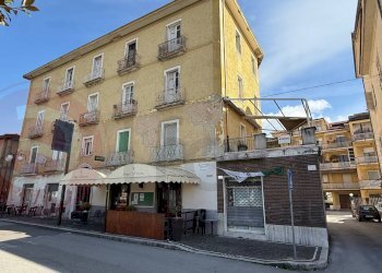 Foto 1 - Appartamento Piazza Trento
 
12, Fontana Liri - foto 1