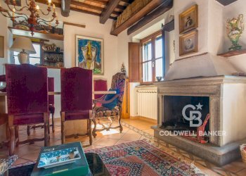 Foto 1 - Quadrilocale Piazza dell'Oca
 
8, Sutri - foto 1