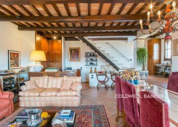 Foto 3 - Quadrilocale Piazza dell'Oca
 
8, Sutri - foto 3